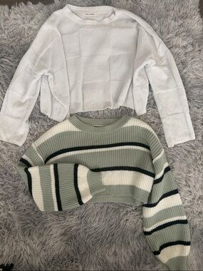 Cropped Knit Sweaters Small